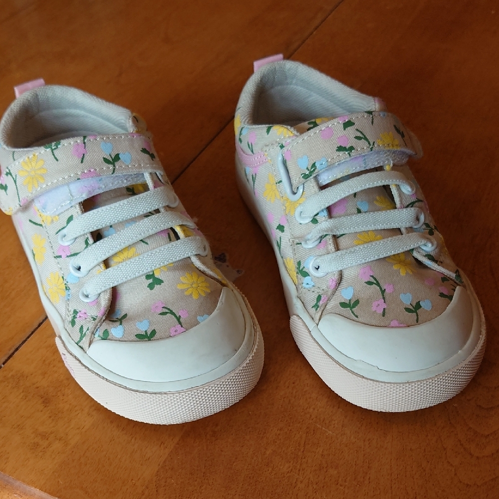 See Kai Run Floral Sneakers - Cream and Yellow